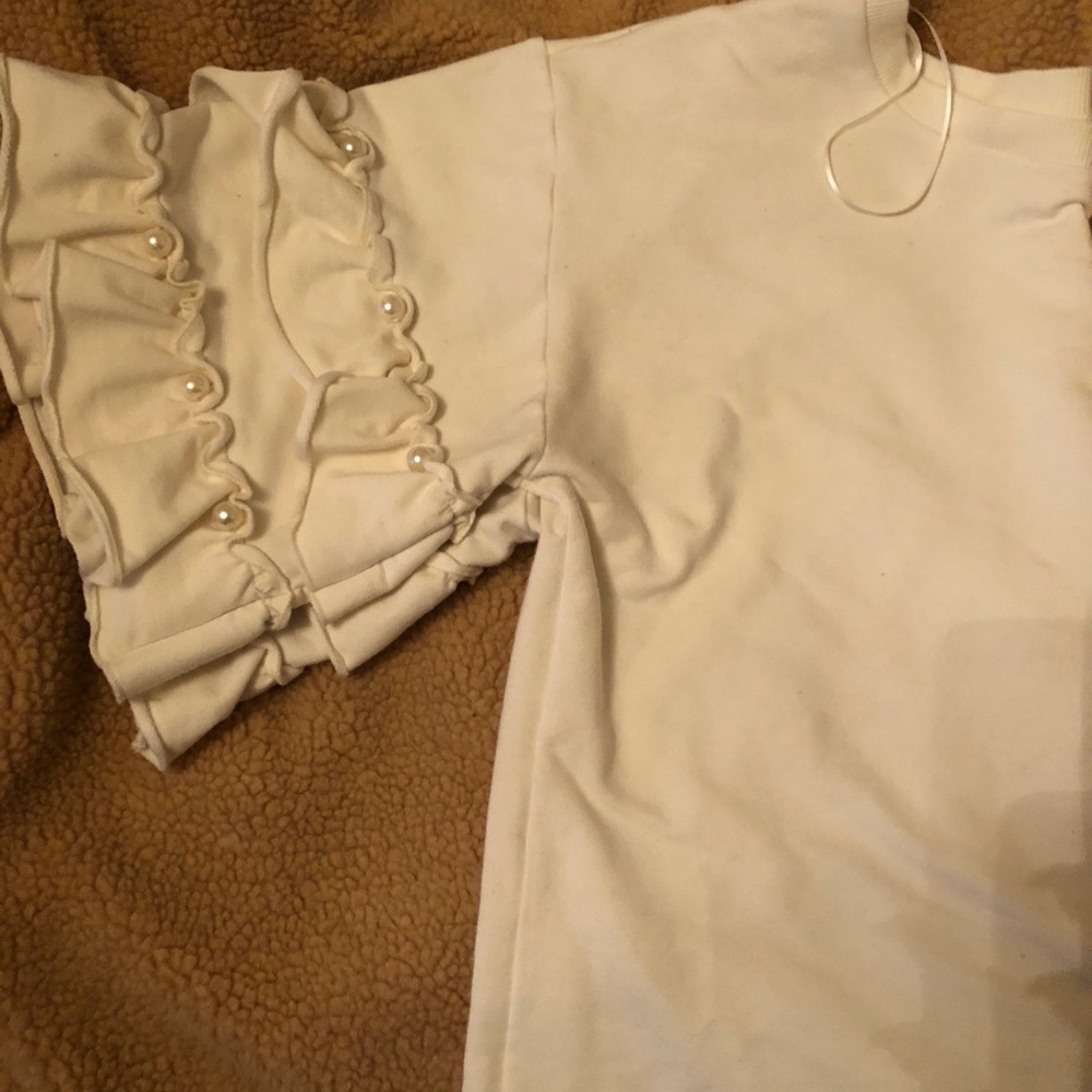 White pearl top